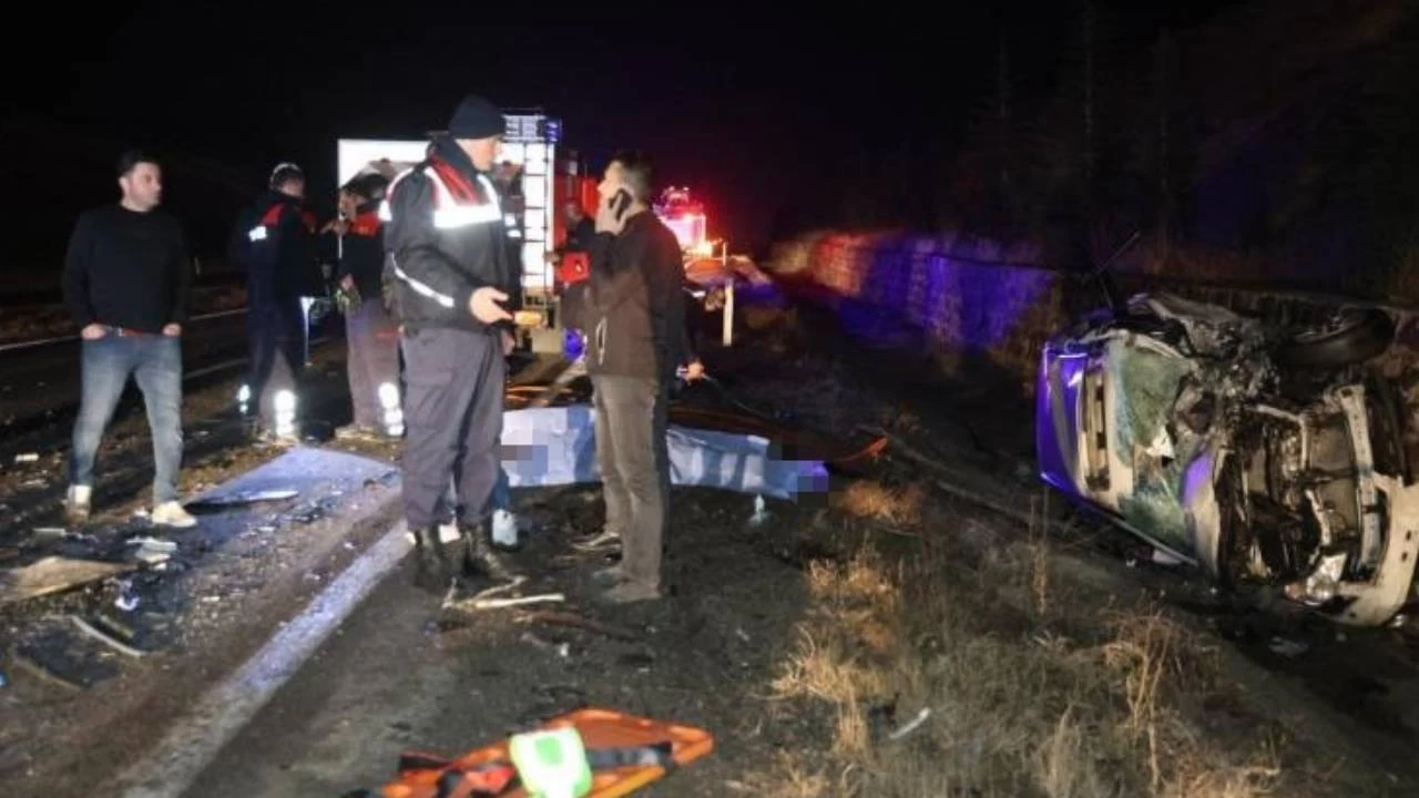 Nev�ehir'deki trafik kazas�nda �len 3 ki�inin kimlikleri belli oldu