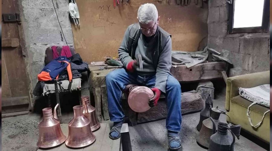 O Giresun'un son bakır ibrik ustası