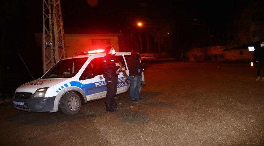O�lundan b��aklayarak kurtulan baba