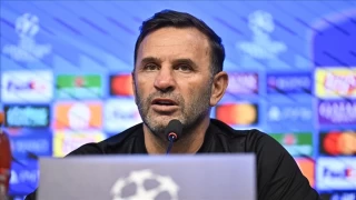 Okan Buruk: 'Hakemin kırmızı kartı vermediği oyuncu golü attı'