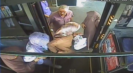 Otobüs şoförü, yolcuyu hastaneye yetiştirdi