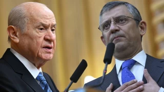 Özgür Özel, Bahçeli'ye dedelerinin mezar taşları ile yanıt verdi