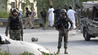 Pakistan'da polis merkezine saldr: 3 polis memuru ld