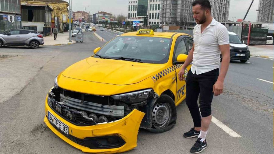 Pendik'te tartıştığı taksiciyi ezmek için otomobilini üzerine sürdü