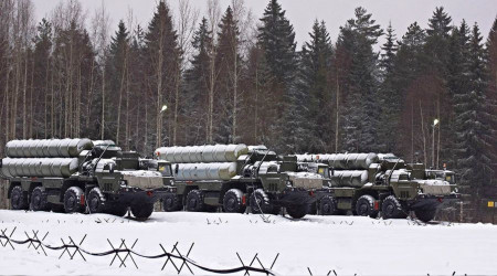 Rusya, Belarus'a S-400 hava savunma sistemleri gönderdi