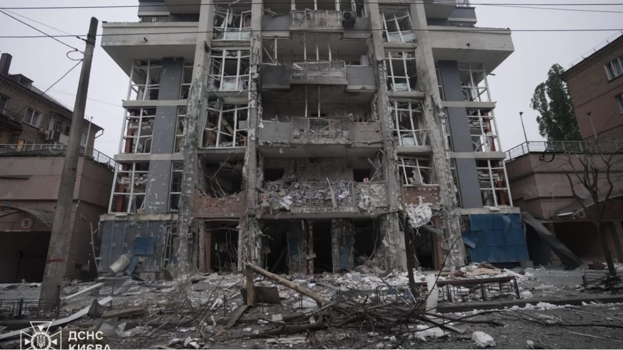 Rusya, Ukrayna'ya �HA'larla sald�rd�