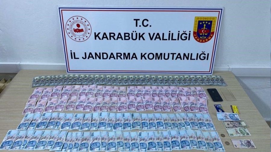 Sahte jandarma gerçek jandarmaya yakalandı