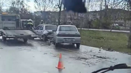 Sakarya'da zincirleme kaza: 9 araç birbirine girdi