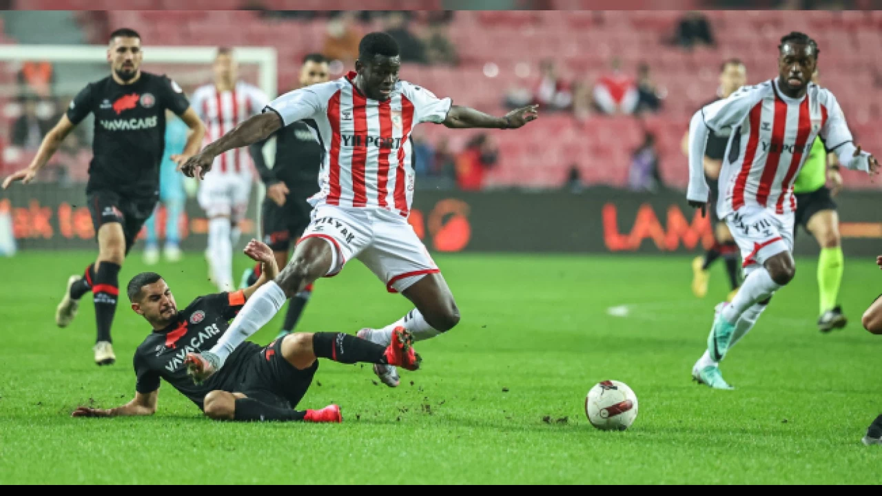 Samsunspor evinde kazand� 