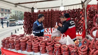 Şanlıurfa'da 1 ton sahte sucuk ele geçirildi