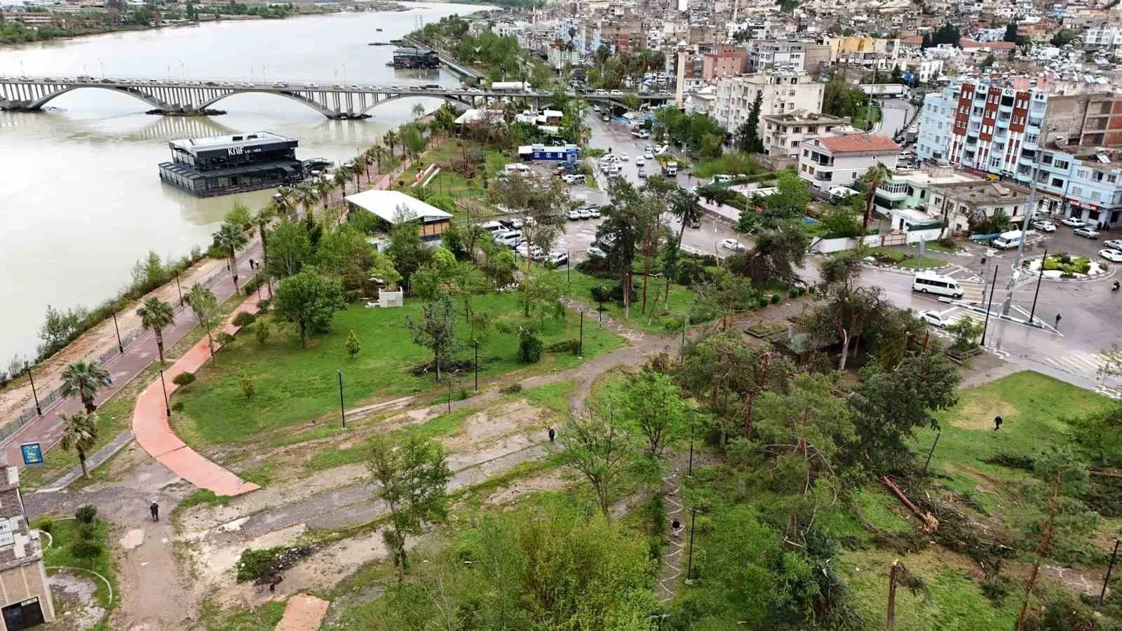 �anl�urfa'da iki il�ede okullar 4 g�n daha tatil edildi