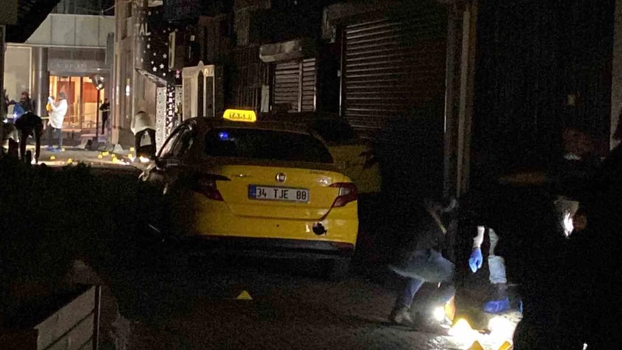 Sarıyer'de gece kulübünde silahlı çatışma: Taksici öldü, 2'si polis 5 yaralı
