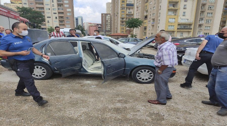 Satın alacağı araç noterdeyken alev aldı