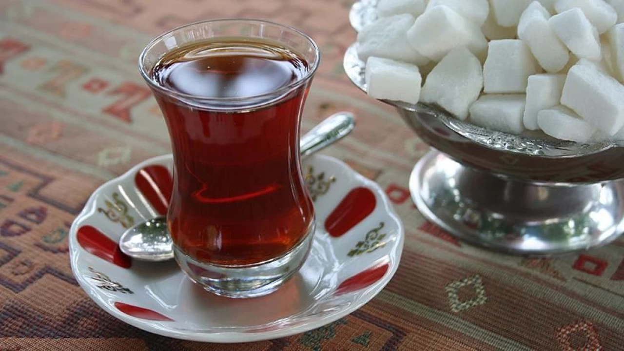 Şekersiz çay içmenin sakıncalı yönleri var mıdır?