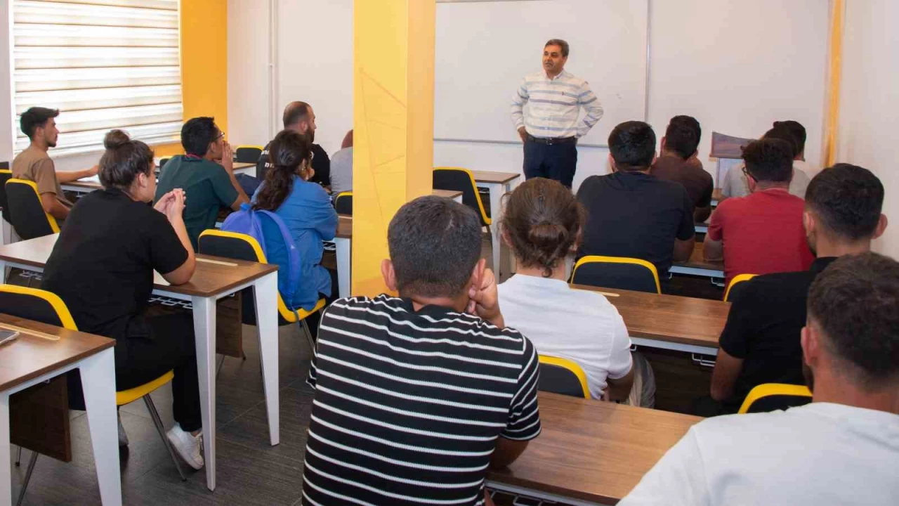 SELÇUKSEM'de eğitim programları başladı