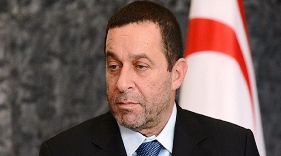 Serdar Denktaş partisi ile tüm bağlarını kopardı
