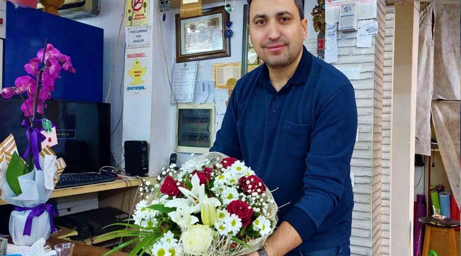 Sevgililer g�n�n� pahal�l�k vurdu