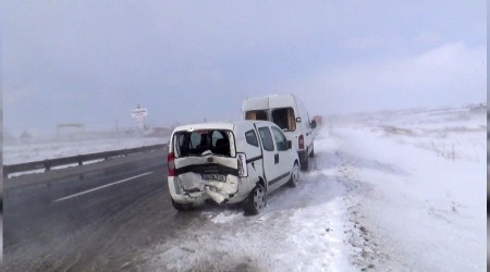 Silivri'de 7 araç zincirleme kaza yaptı
