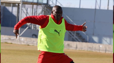 Sivasspor'un demirbaşı oldu