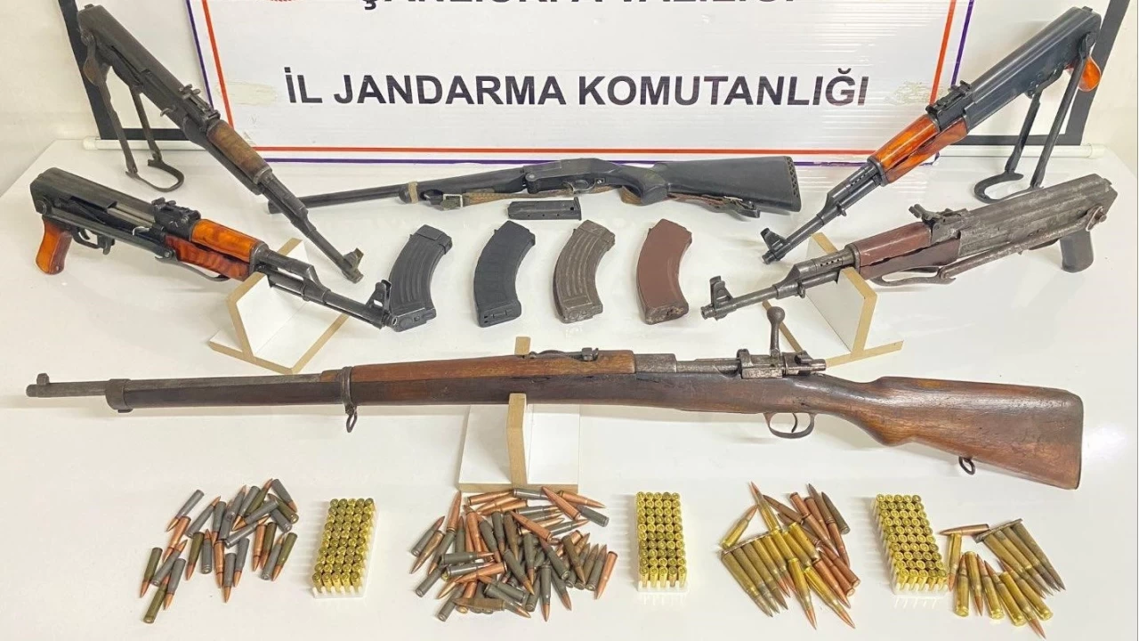 Siverek'te çok sayıda silah ele geçirildi