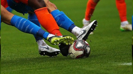 Şok! 18 futbolcu pozitif