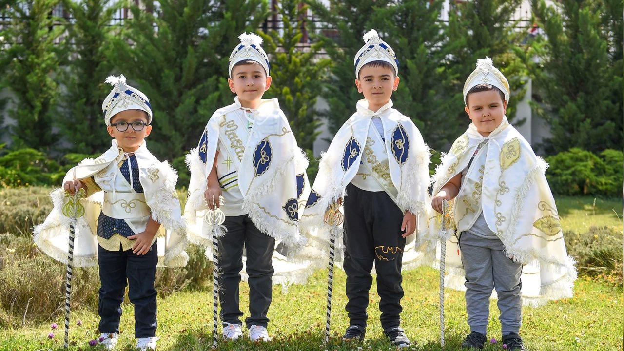 S�nnet hem dini hem de sa�l�k a��s�ndan �nemli