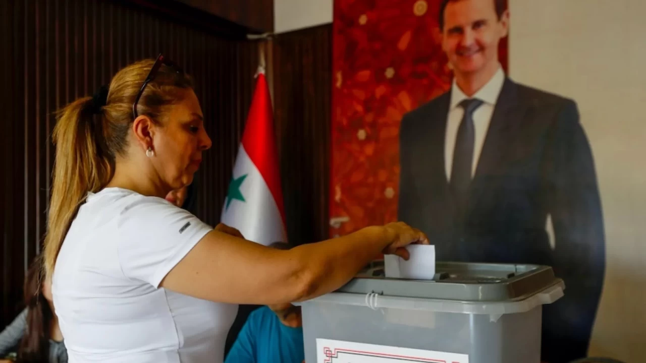 Suriye'de halk genel seimler iin sanda gitti