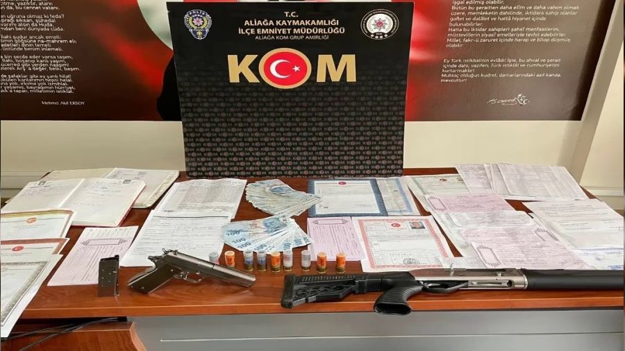 Tefecilerde bitmemiş... İzmir'de tefeci operasyonu