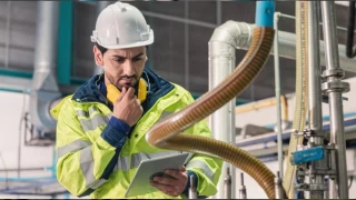  Teknik personel maalar parmak istiyor