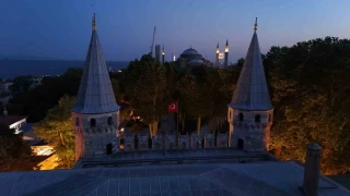 Topkap Saray gece ziyaretilerini arlamaya balad