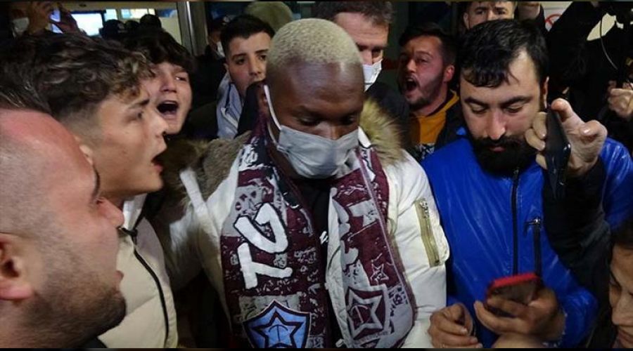 Trabzonspor yeni transferini aklad