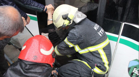 Tramvay ile durak arasında can pazarı