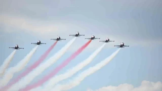 'T�rk Y�ld�zlar�' �anakkale semalar�nda nefesleri kesti