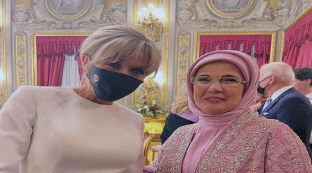 Türkiye-Fransa arasında "first lady" diplomasisi
