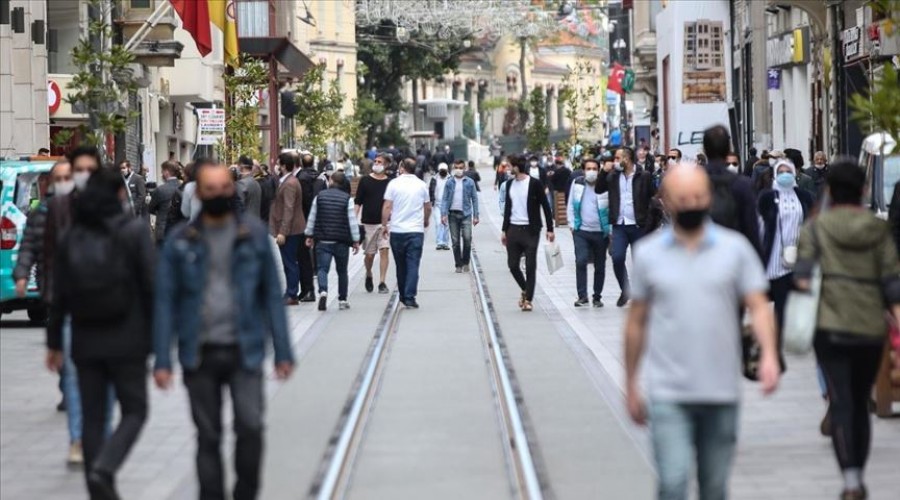 Türkiye'de korona ölümleri erkeklerde daha fazla
