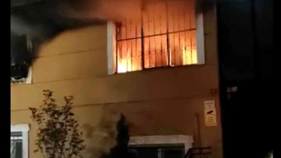Tuzla'da bina sakinlerini canından bezdiren kadının evinde yangın çıktı, komşuları isyan etti