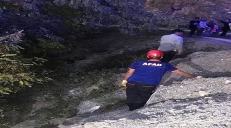 Uçuruma düşen çocuğu AFAD kurtardı