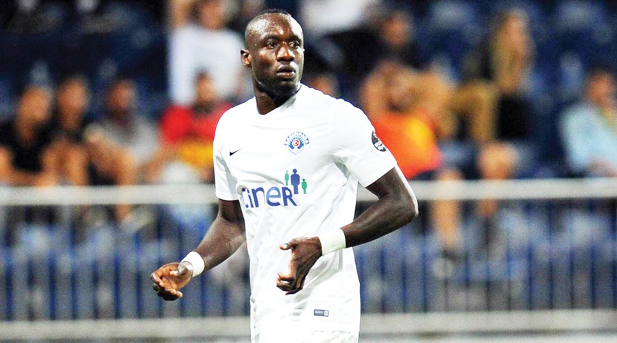 �nl� golc�leri bile ge�ti