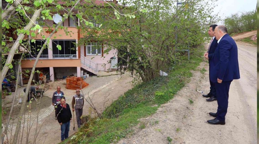 �nye'de heyelan nedeniyle 13 ev bo�alt�ld�