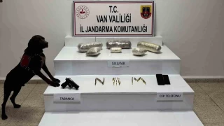 Van'da 4 kilo 311 gram skunk ele geirildi