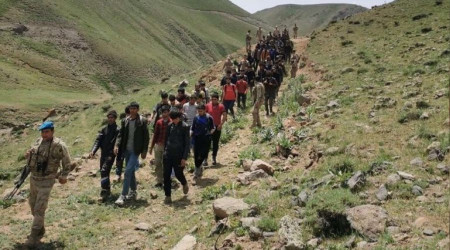 Van'da 48 düzensiz göçmen yakalandı