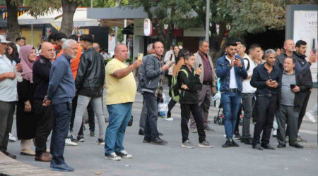 Vatandaşın bomba merakı 'pes' dedirtti