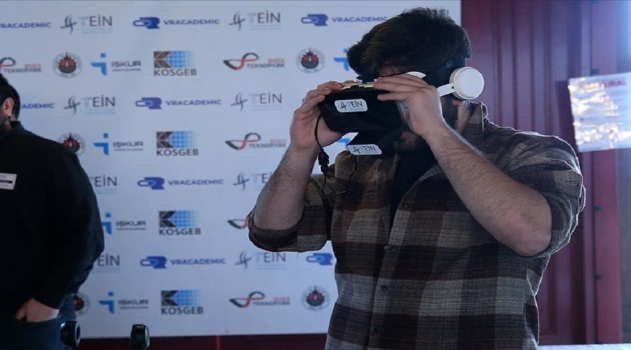Yabancı dil eğitiminin eğlenceli hali "Sanal ortam"da