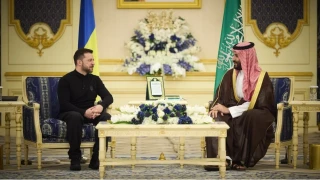 Yahudi Zelenskiy'den Suudi Arabistan'a resmi ziyaret