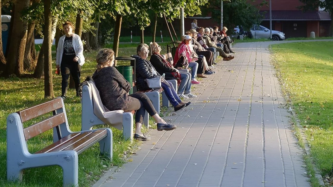 Yaşlılıkta susuzluk hissi azalıyor