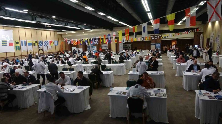 Yat kaptanlar� Marmaris'te bir araya geldi