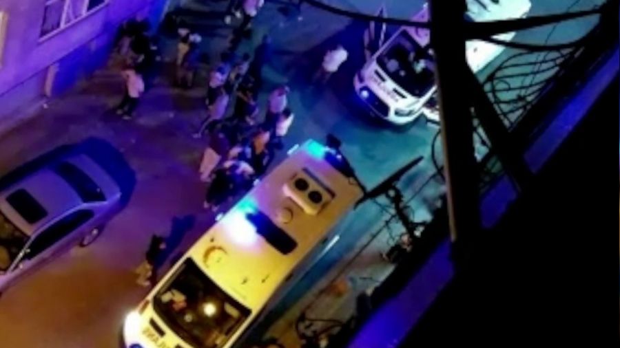 Yengesiyle kavga eden gen kz abisinden kamak iin camdan atlad