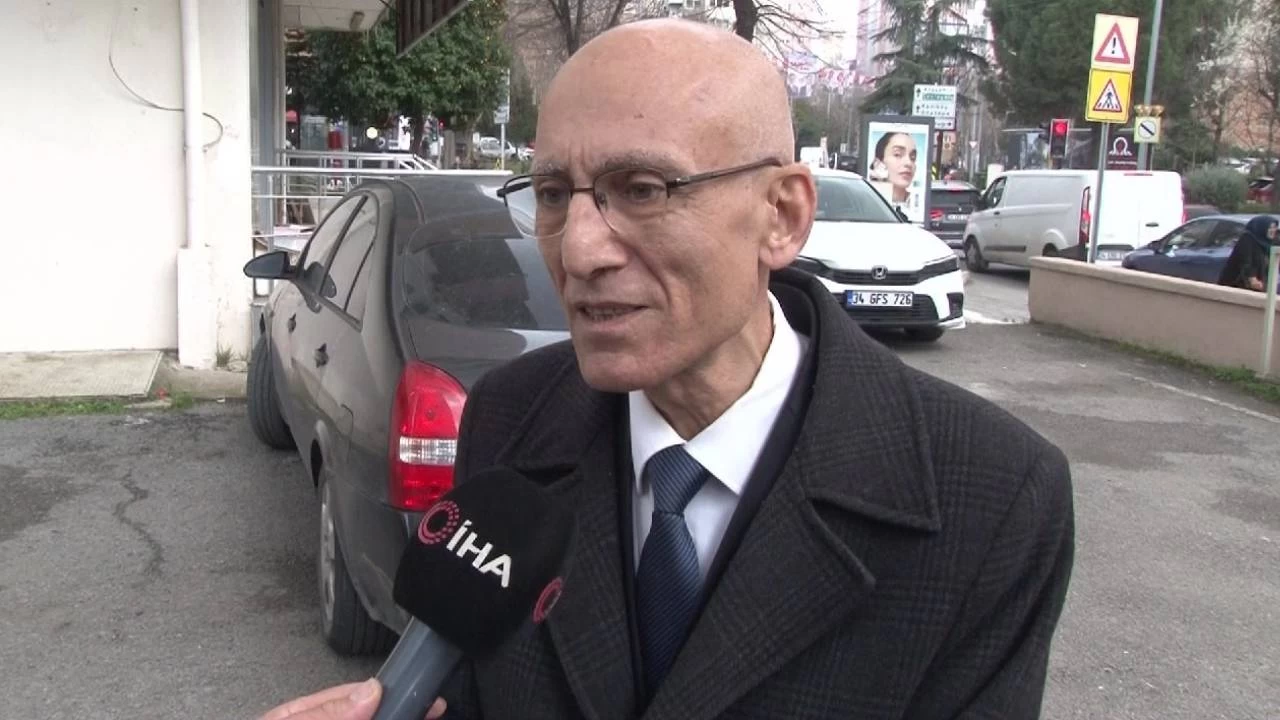 Yeni ald evine tanmak istedi, kiracs tarafndan darp edildi