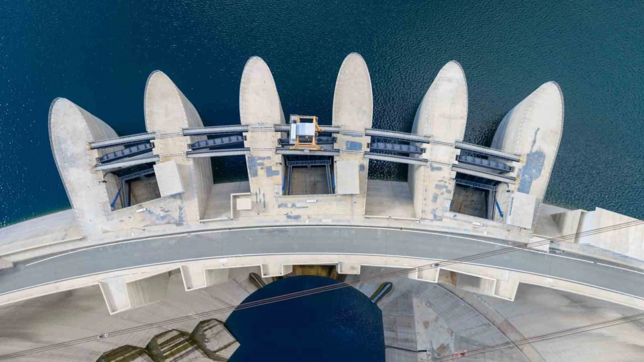 Yusufeli Baraj 3 yanda