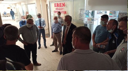 Zabta memuru dinlenme odasnda gsnden vurulmu halde bulundu
